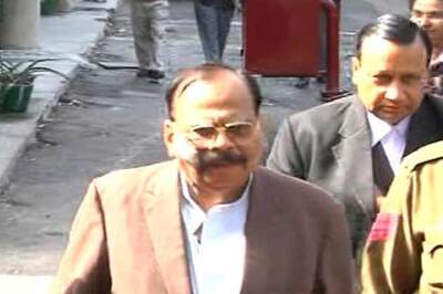 Rathore to share cell with 7 other policemen