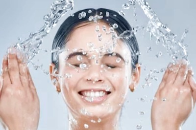 Follow These 7 Skin Tips To Prevent Acne And Dullness In Menstruation