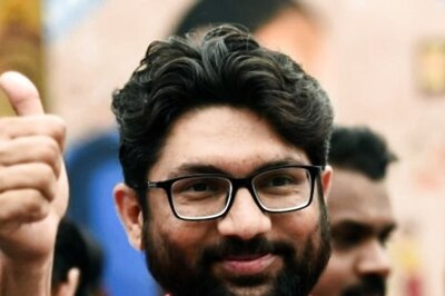 Gujarat Independent MLA, Dalit Leader Jignesh Mevani to Join Congress