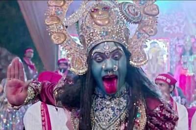 Watch: 'Desi Boys' song gets a spiritual spin for 'Bajatey Raho'