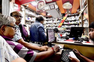 Chemists to Go on a Nationwide Strike Today Against Online Sales of Medicines