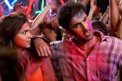 Real weirdos to over-enthusiastic friends: 5 types of people you'll definitely bump into this Holi