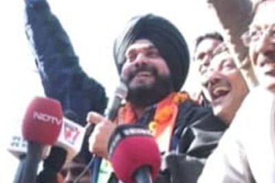 Sidhu returns to Amritsar turf