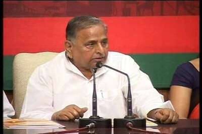Rural women are not attractive: Mulayam