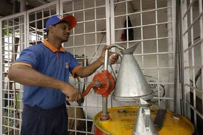 Tax cuts likely for oil in budget: Fin Secy