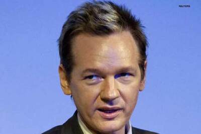 Interpol posts 'red notice' for WikiLeaks founder