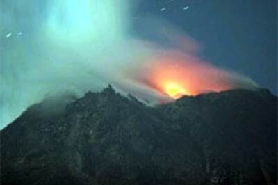 Indonesian volcano still poses threat