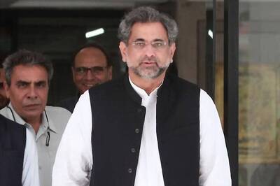 Pak PM, FM Go Into Huddle After Donald Trump Says No More Aid: Report