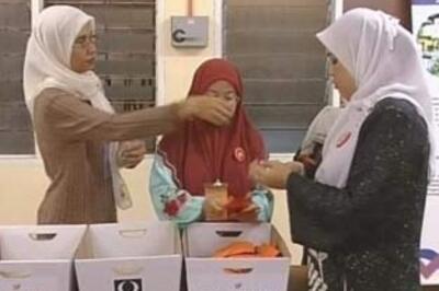 Malaysia fights over implementation of Islamic laws