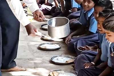 Jharkhand: 'Dead Chameleon' Found in Mid-day Meal, 65 Students Taken Ill