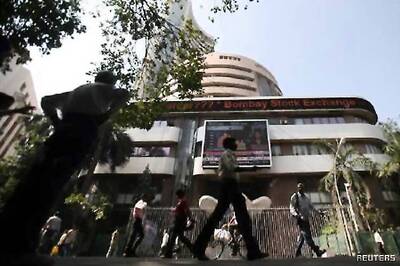 Sensex closes 203 pts down on likely RBI inaction
