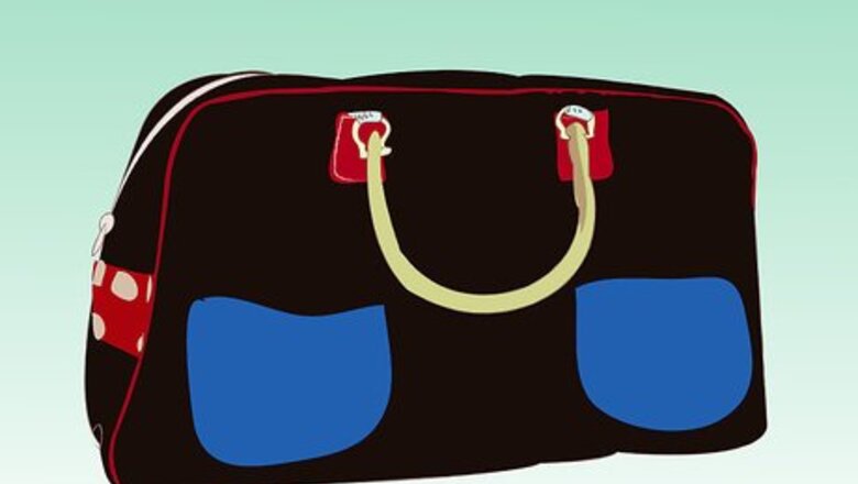 How to Pack Your Bag for the Pool (Teen Girls)