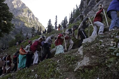 Yogi Government Stops 'Shravan Yatra', Calls it a Financial Burden