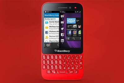BlackBerry Q5's a budget smartphone made mainly of plastic: Ivor Soans