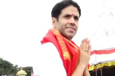 Tusshar Kapoor’s Facebook Accounts Hacked; Golmaal Actor Addresses Inactivity With Official Statement