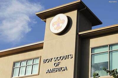 Obama says Boy Scouts should allow gays as members