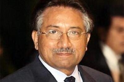 Musharraf rakes up Kashmir in China