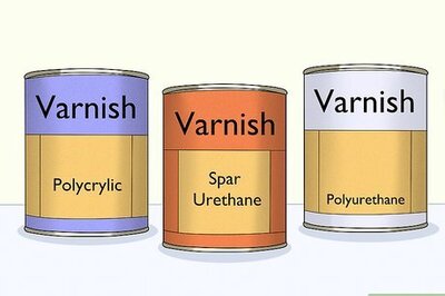 How to Clean Acrylic Varnish from a Brush