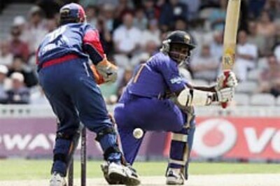 Jayasuriya-inspired Lanka beat England