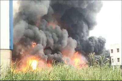 Huge Fire Breaks Out at Chemical Factory in Bengal's Maheshtala