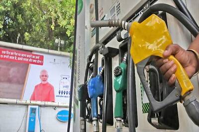 Congress to Soon Launch Nationwide 'Jan Andolan' against Fuel Price Hike