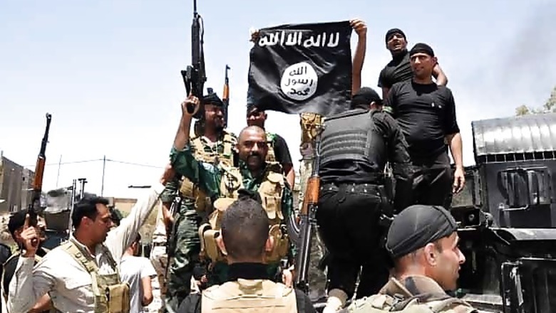 Islamic State advances against Yazidis on Iraq's Sinjar mountain