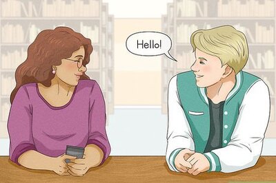 How to Make a Girl at School Like You