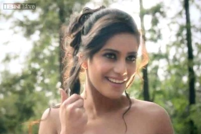 It's sad that 'Nasha' is not playing in any multiplex: Poonam Pandey