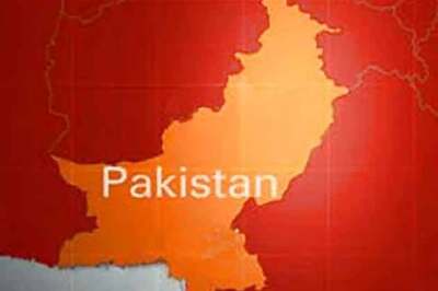 Pak: Blasts on rail tracks disrupt train services