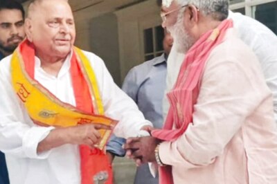 Ahead of 2022 Elections, is SP's Mulayam Softening Up 'Miffed' Uttar Pradesh BJP Chief?