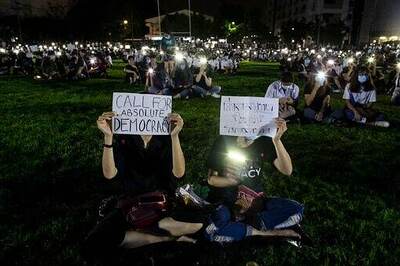 Thailand's student-led anti-government protests grow