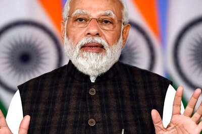 PM Modi Bats for Self-reliance in Technology Sectors, Assures Help for 'Make in India' Projects